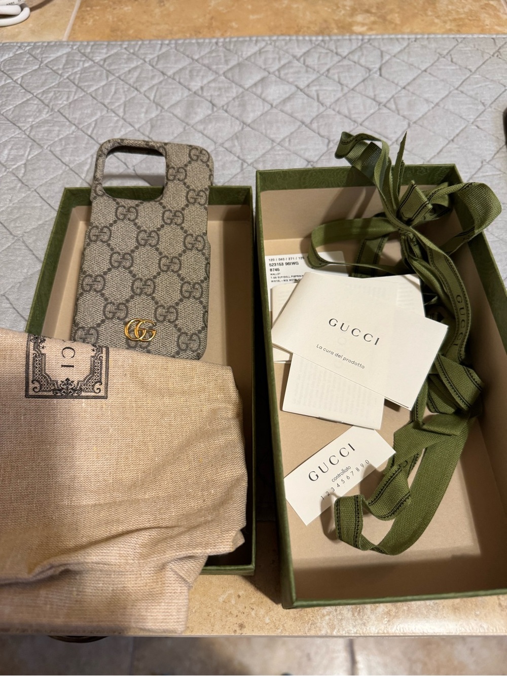 Gucci Beige GG Supreme Monogram Phone Case with Gold Double G
